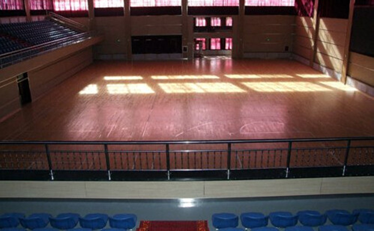 多功能體育館常見(jiàn)的聲學(xué)缺陷及解決措施1 多功能體育館常見(jiàn)的聲學(xué)缺陷及解決措施1